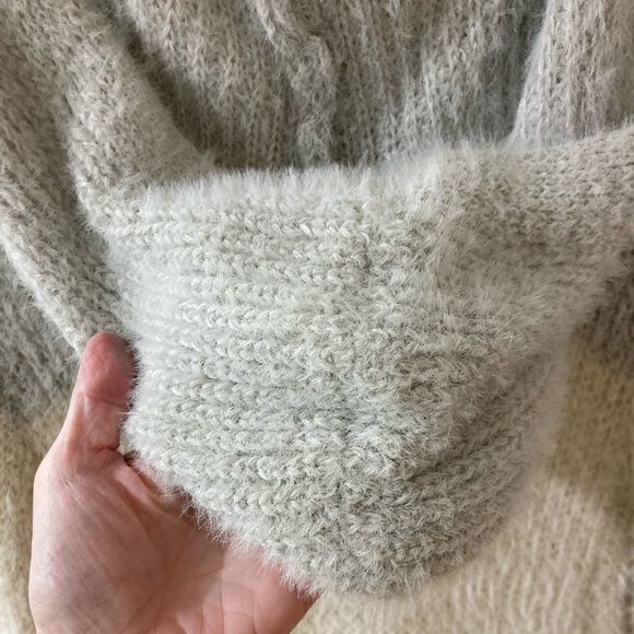 NWOT Super Soft Long Sweater fits like M spumoni colors almost - Picture 4 of 6